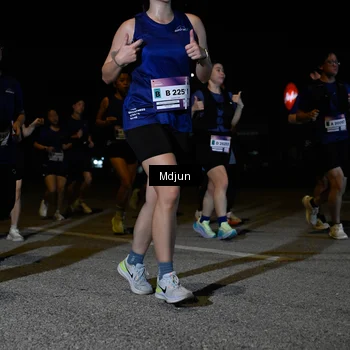 Runner Photo 7450979
