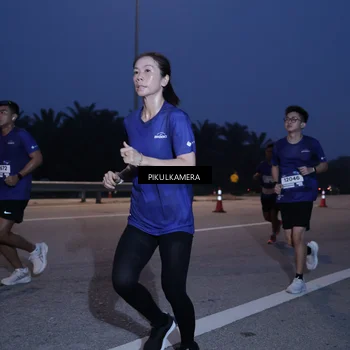 Runner Photo 7450981