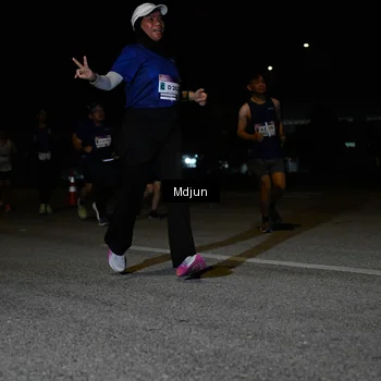 Runner Photo 7451007
