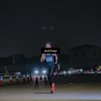 Runner Photo 7451014