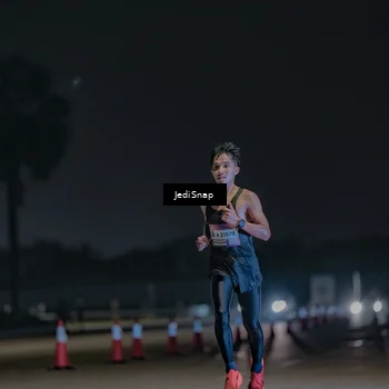Runner Photo 7451029