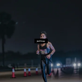 Runner Photo 7451030