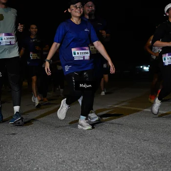 Runner Photo 7451032