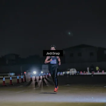 Runner Photo 7451051