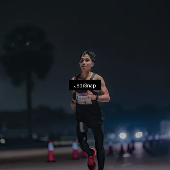 Runner Photo 7451057