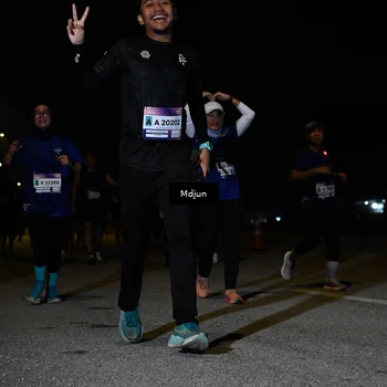 Runner Photo 7451060