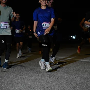 Runner Photo 7451066