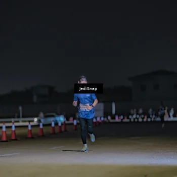 Runner Photo 7451069