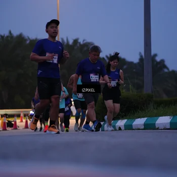 Runner Photo 7451070