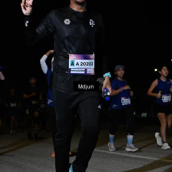 Runner Photo 7451083