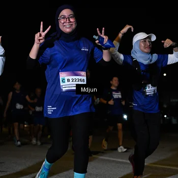 Runner Photo 7451105