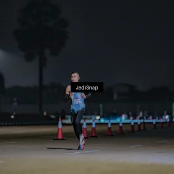 Runner Photo 7451107