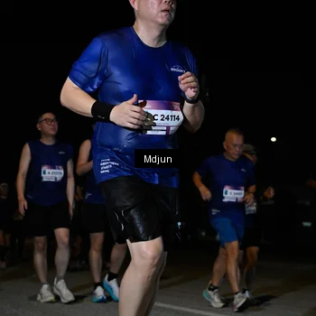 Runner Photo 7451127