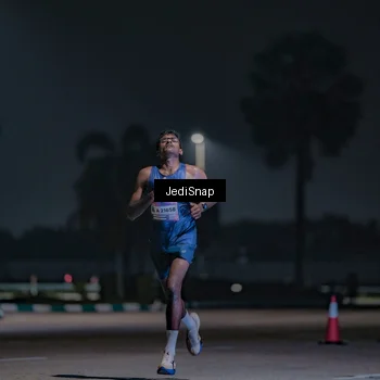 Runner Photo 7451143