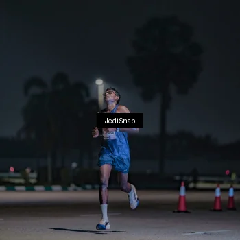 Runner Photo 7451164