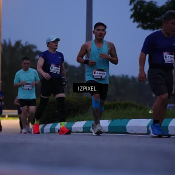 Runner Photo 7451166