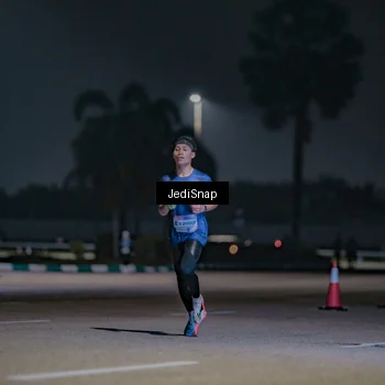 Runner Photo 7451168