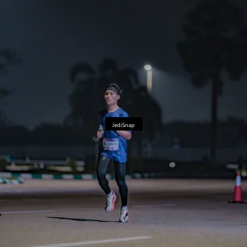 Runner Photo 7451172