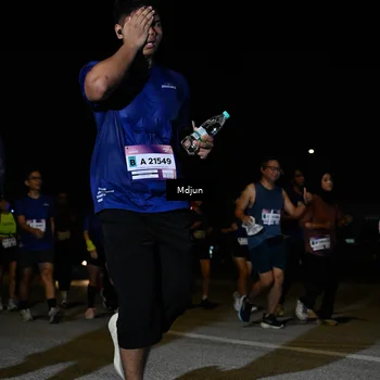 Runner Photo 7451177
