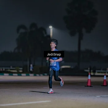Runner Photo 7451198