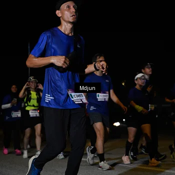 Runner Photo 7451199