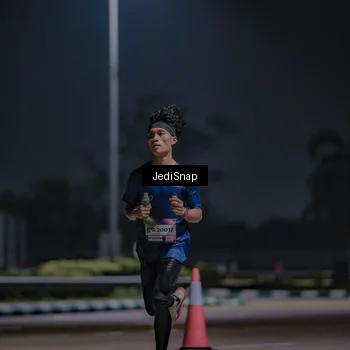 Runner Photo 7451203
