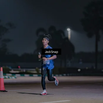 Runner Photo 7451204