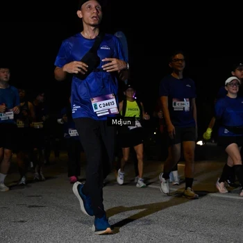 Runner Photo 7451207