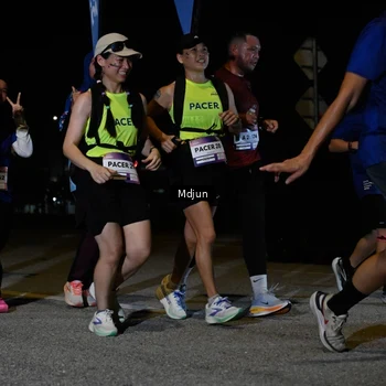 Runner Photo 7451218