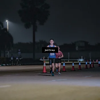 Runner Photo 7451220