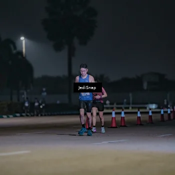 Runner Photo 7451222