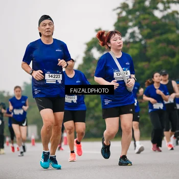 Runner Photo 7451224