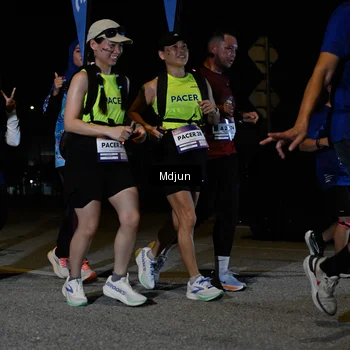 Runner Photo 7451227