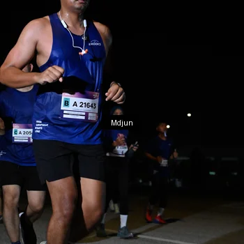 Runner Photo 7451233