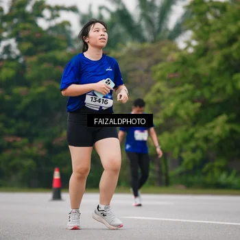 Runner Photo 7451238