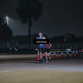 Runner Photo 7451240