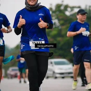 Runner Photo 7451250