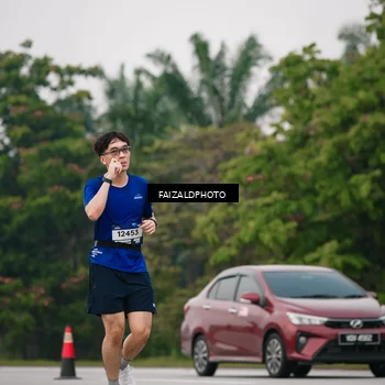 Runner Photo 7451252