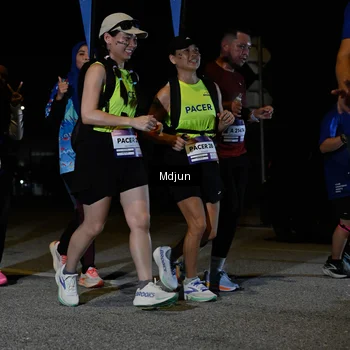 Runner Photo 7451253