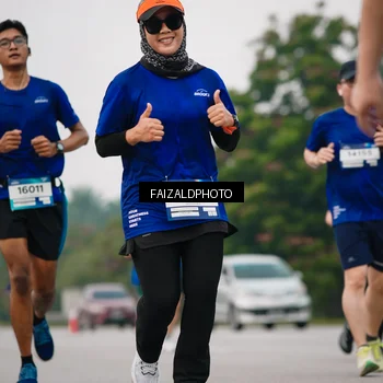 Runner Photo 7451254