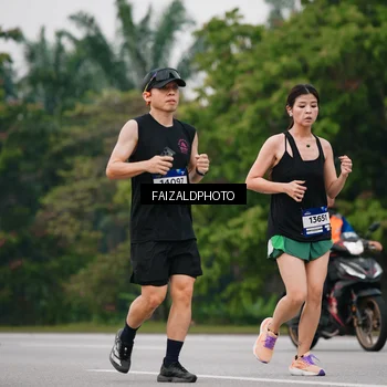Runner Photo 7451255