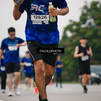 Runner Photo 7451258