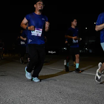 Runner Photo 7451265