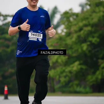 Runner Photo 7451272