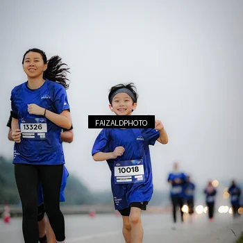 Runner Photo 7451275