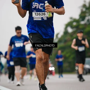 Runner Photo 7451279