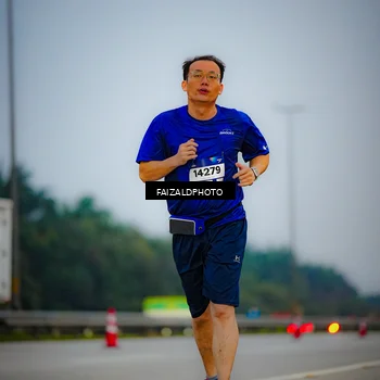 Runner Photo 7451285