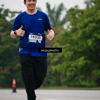 Runner Photo 7451286