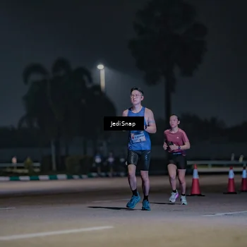 Runner Photo 7451287
