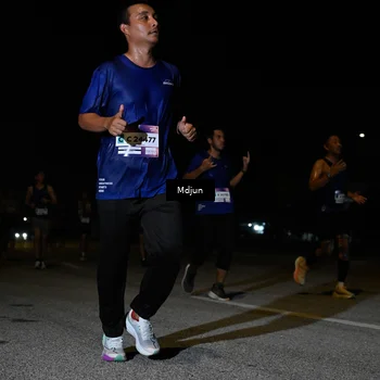 Runner Photo 7451293